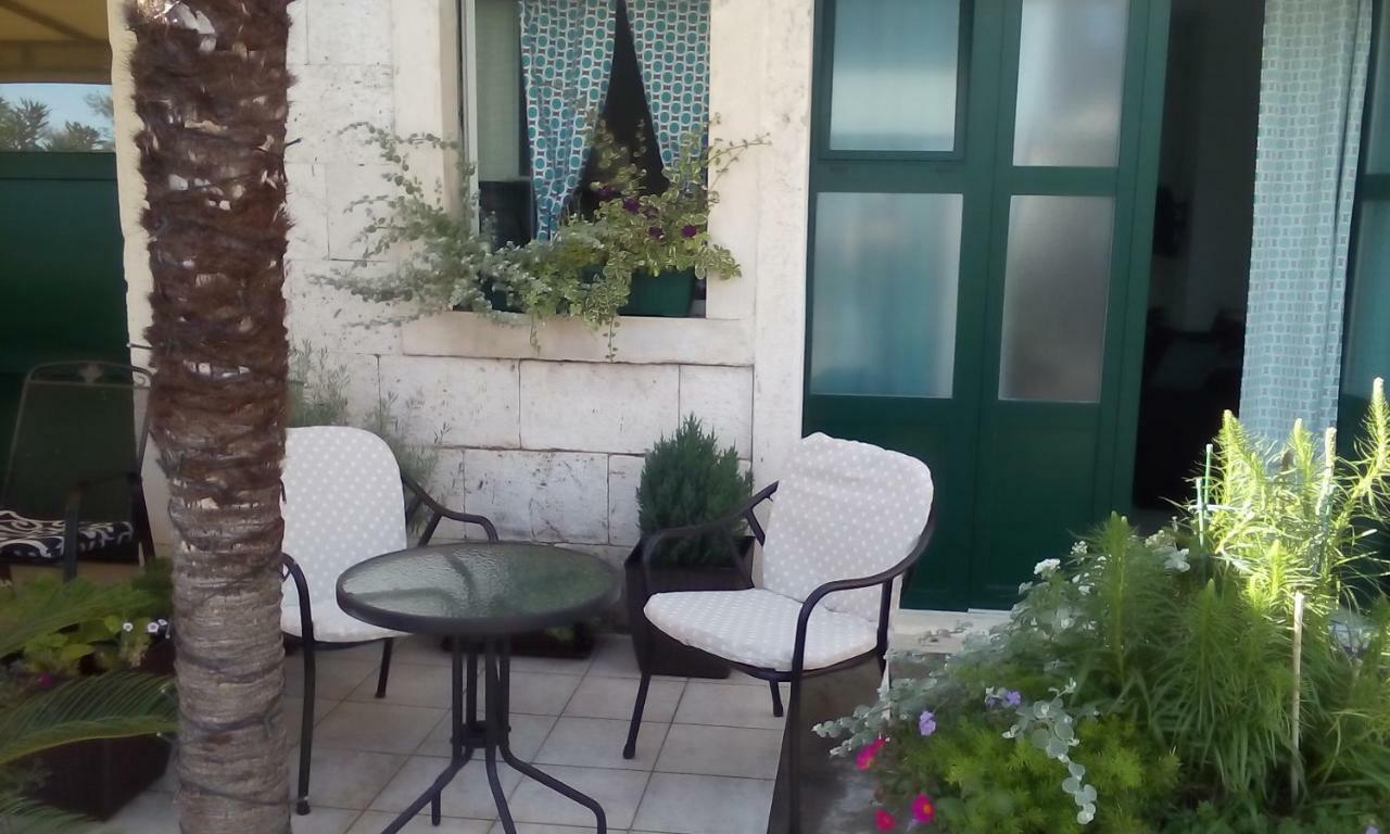 Apartments Nina Riva Kastela Ngoại thất bức ảnh